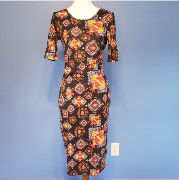 ❤️ 2/$25 … Aztec print Julia - Picture 1 of 4